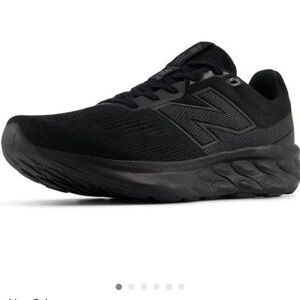 New Balance fresh foam 520 v9 Women's 7.5 wide black sneakers NWOB